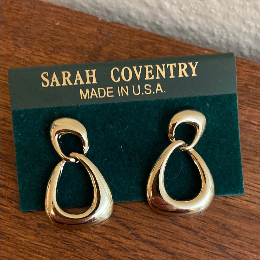 Vintage 70s SARAH COVENTRY Silver Toned Post Pierced Earrings on Original Card